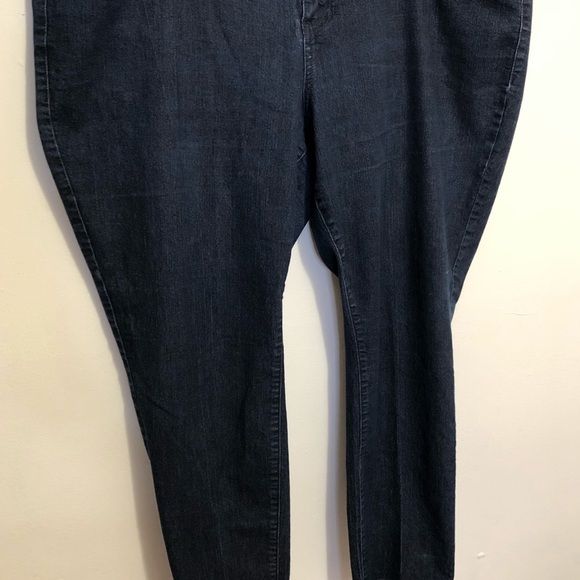 ➕ Torrid Dark Wash Skinny Jeans Women’s Plus Size 24 Short - Picture 4 of 11